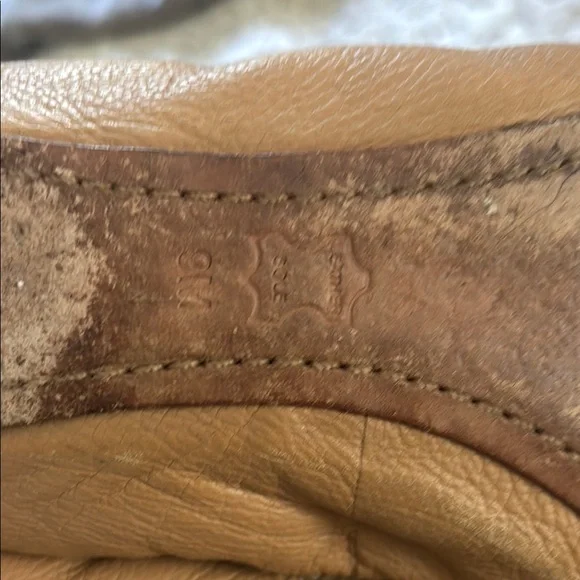 Tory Burch Tan Leather Flats with Logo Medallion - Picture 5 of 5